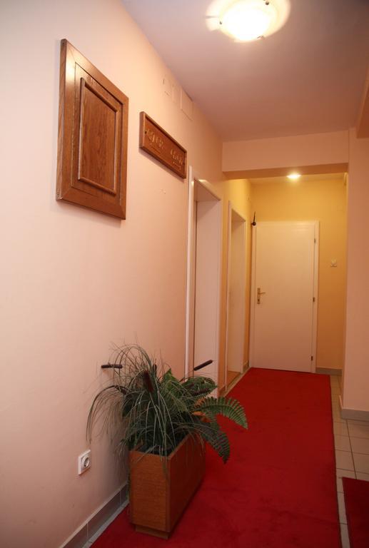 Garni Hotel PBG Subotica Esterno foto
